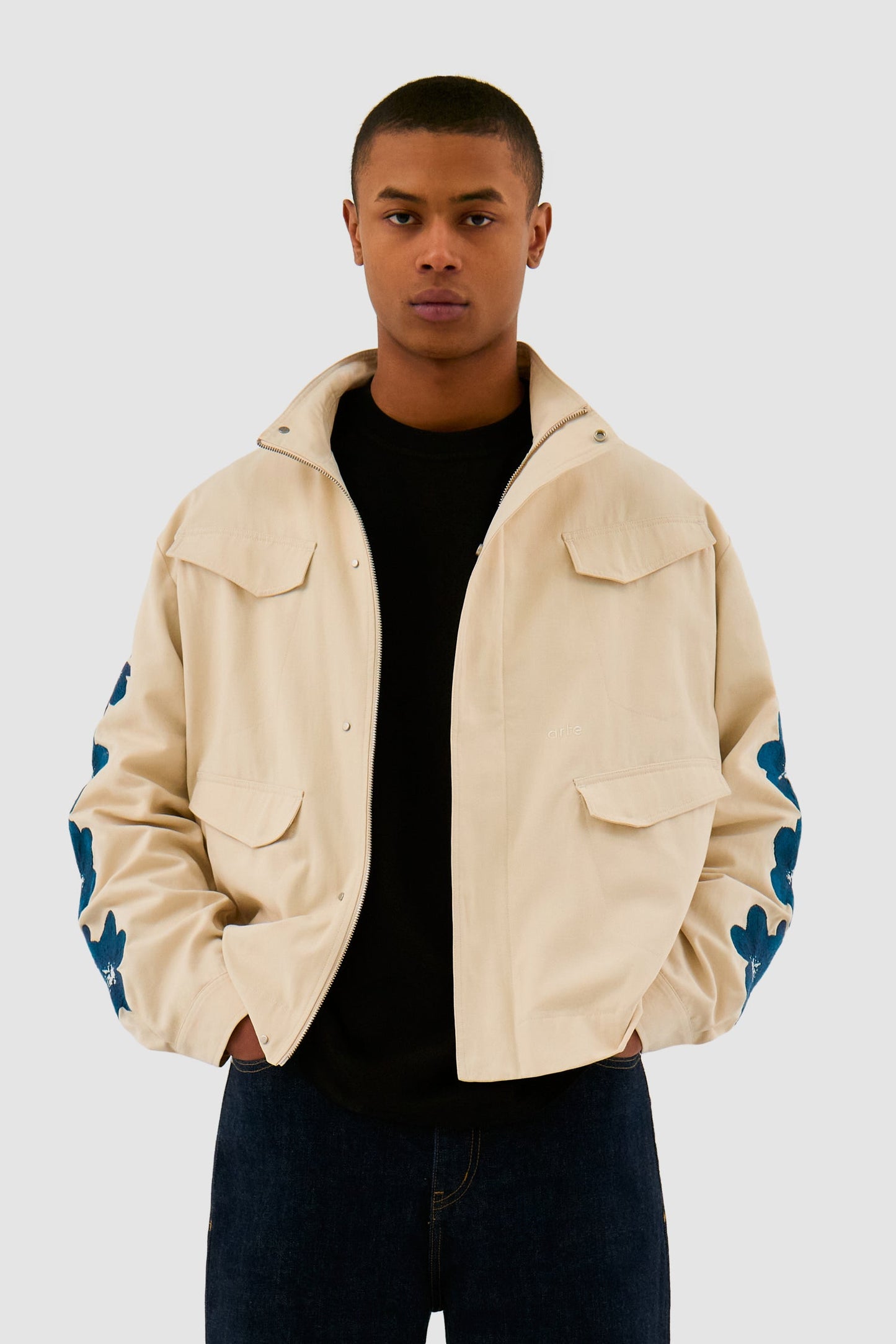 Veste brodée de fleurs - Crème