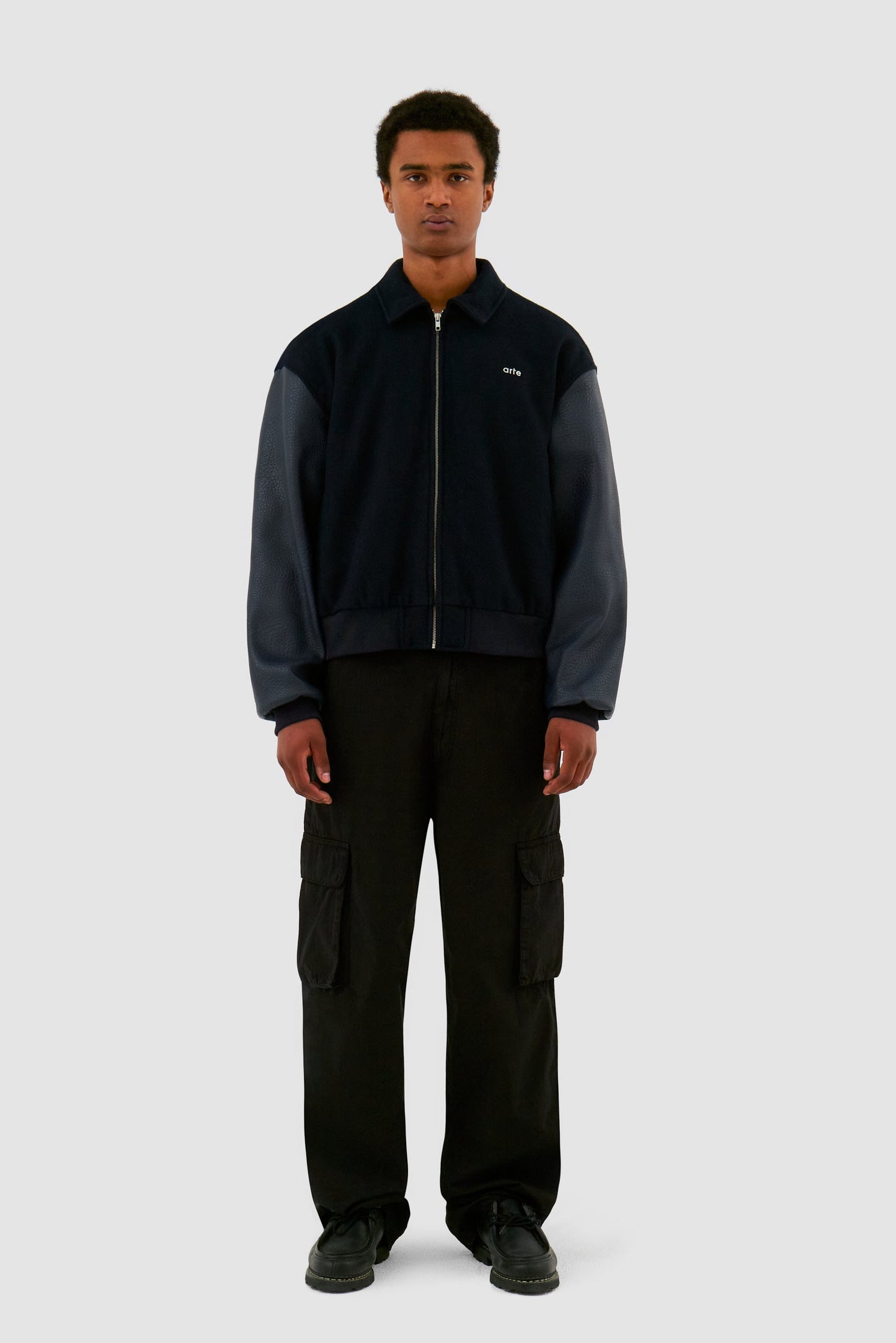 Blouson de survêtement à fleurs brodées - Marine