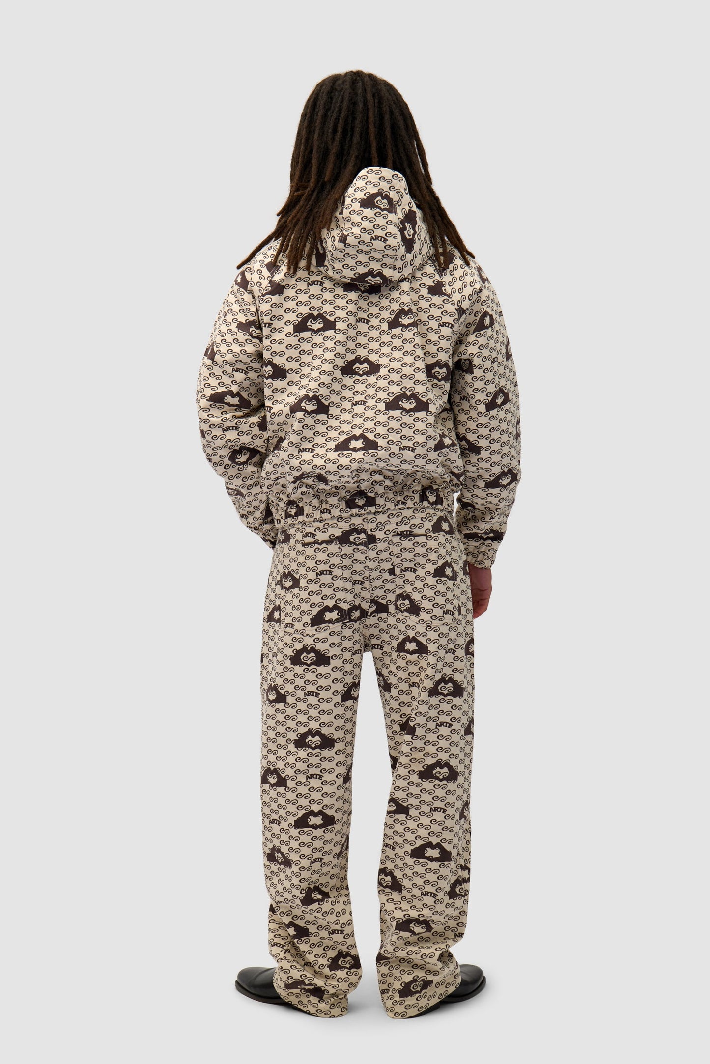 Veste imprimée en forme de cœur - crème/marron